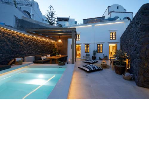 Floria Suites