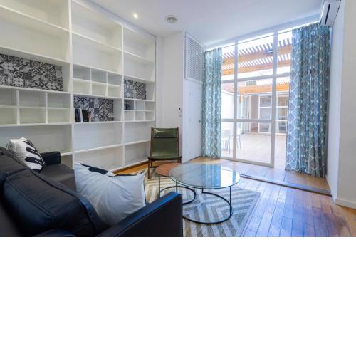 FLORIT FLATS - The Vella Apartment