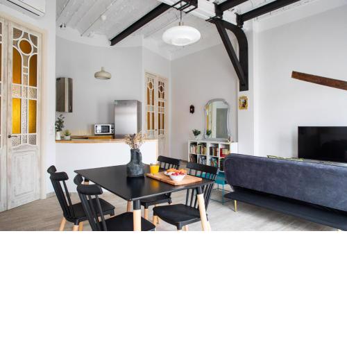 FLORIT FLATS - Traditional Valencian Townhouse in Catarroja