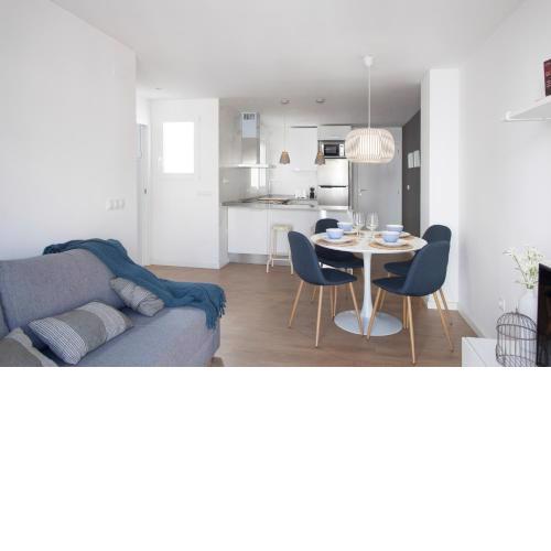 FLORIT FLATS Apartment in the Quart Towers