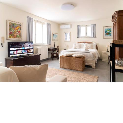 FLOWERS ROOM stanza privata tra Como e Milano
