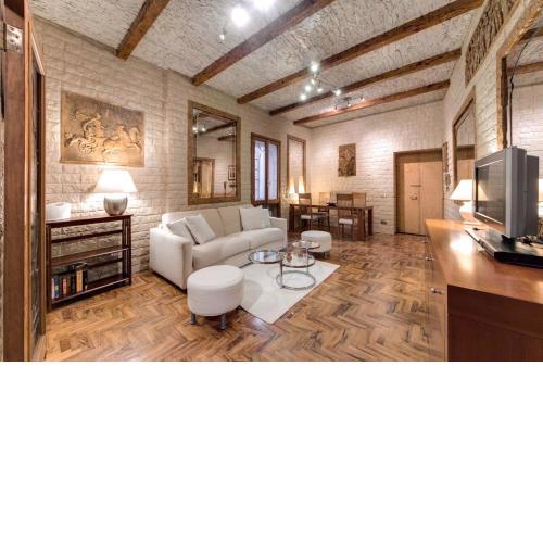 Fontana di Trevi Charming Apartment