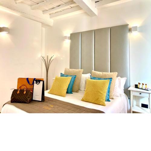 Fontana Di Trevi Luxury Apartments