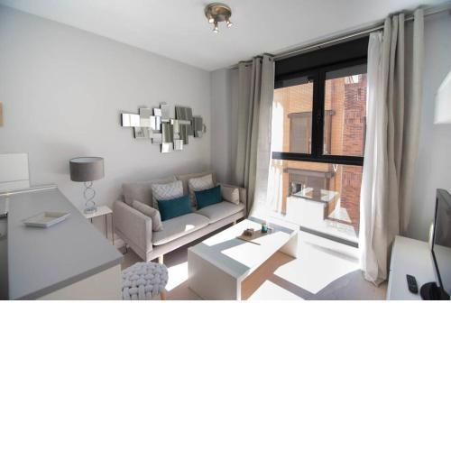 For You Rentals Beautiful Apartment Santiago Bernabéu JMC5