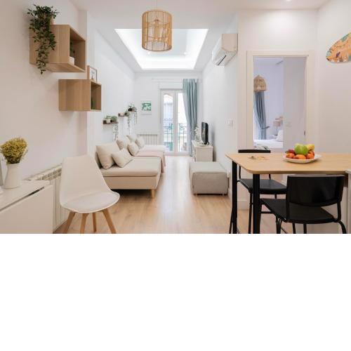 For You Rentals Cuatro Caminos Mercado Maravillas GRL3