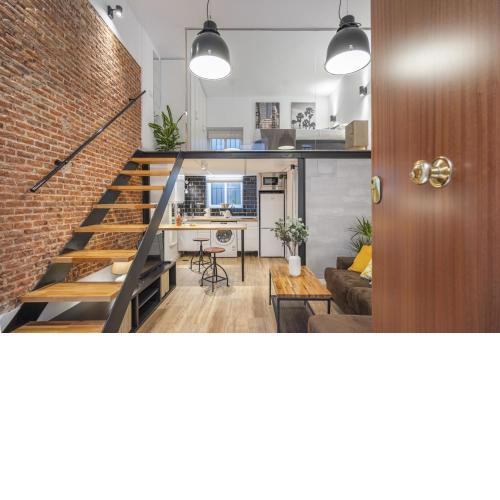 For You Rentals Duplex with Private Patio in the Center of Madrid MPE35
