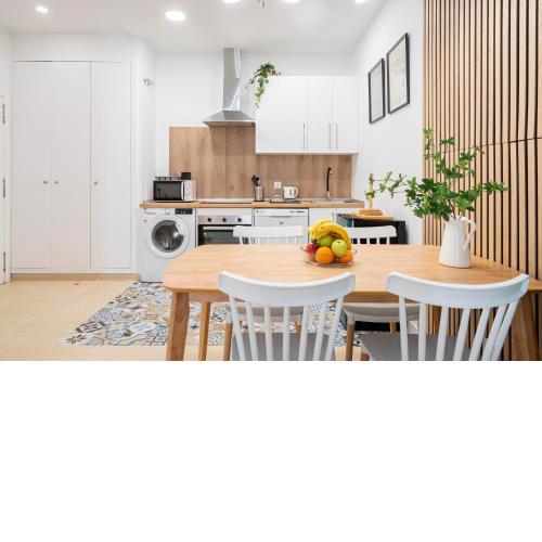 For You Rentals Elegante y bonito apartamento en el Corazón de Madrid INF1C