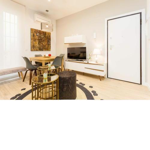 For You Rentals Puerta del Sol Apartments PRE10B