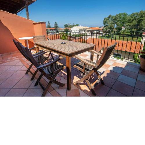 Fotios Roof apartment