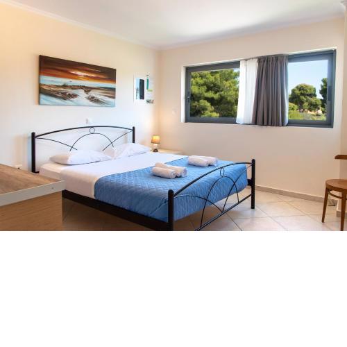 Fotis Apartments