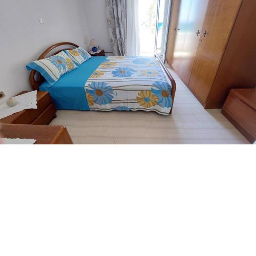Fotis beach apartment at Komi
