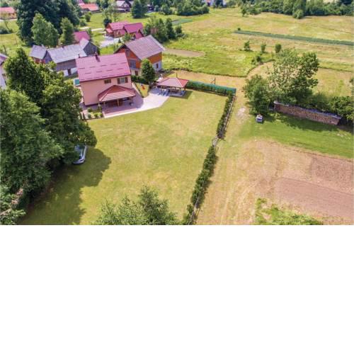 Four-Bedroom Holiday Home in Jasenak