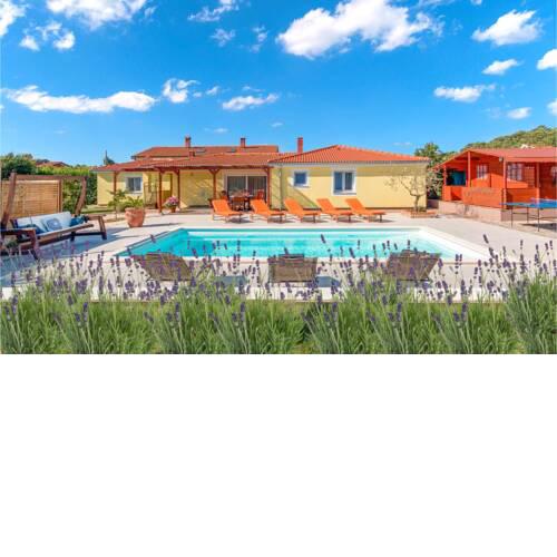 Four-Bedroom Holiday Home in Loborika