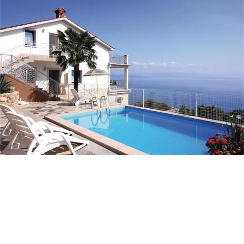 Four-Bedroom Holiday Home in Lovran