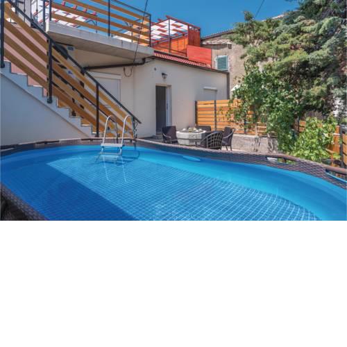 Four-Bedroom Holiday Home in Pinezici