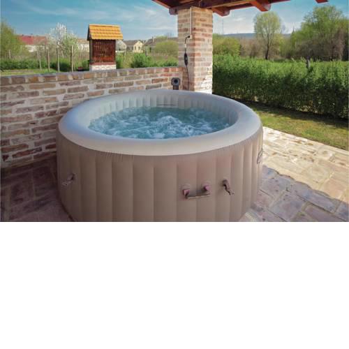 Four-Bedroom Holiday Home in Popovac