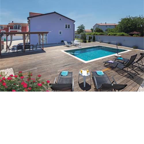 Four-Bedroom Holiday Home in Pula
