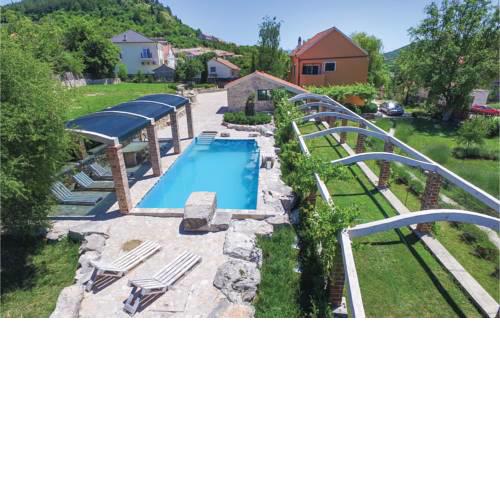 Four-Bedroom Holiday Home in Sinj