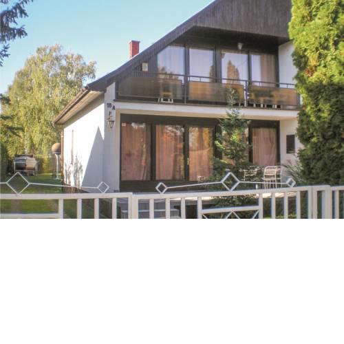 Four-Bedroom Holiday Home in Szantod