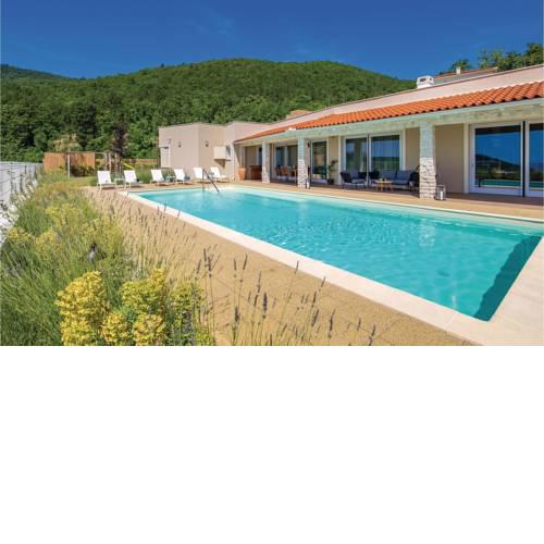 Four-Bedroom Holiday Home in Veprinac