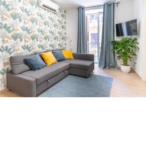 Four Luxury Apartment