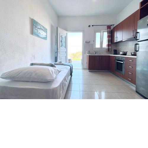 Four S Apartments