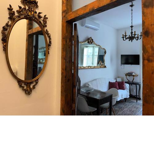 FraLePorte Vintage Apartment