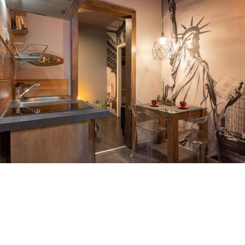 [Free Netflix & Wi-fi] NewYork Dream - Trieste suite