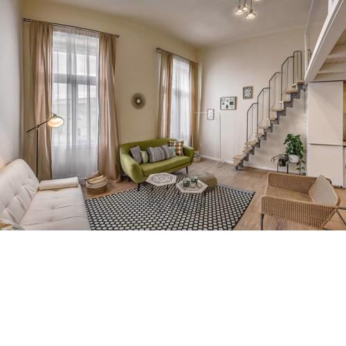 Fresh Design & Full Comfort@Keleti Railway Station