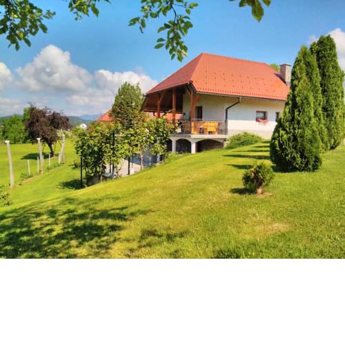 Friendly Countryside Apartment Dobrotin