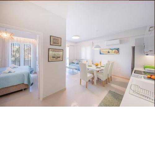 Frises Corfu Town Apartment