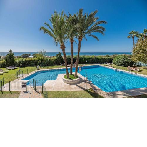 Front Line Beach Studio Apartment