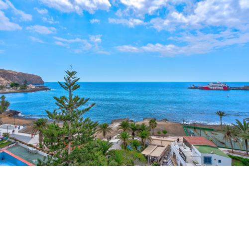 Frontline Ocean View Apartment Los Cristianos