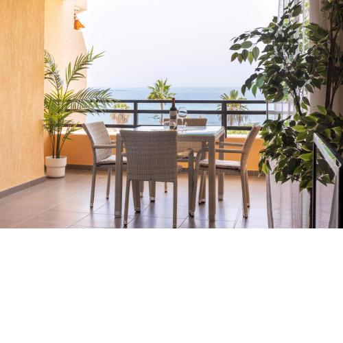 Frontline Penthouse with heated pool and parking