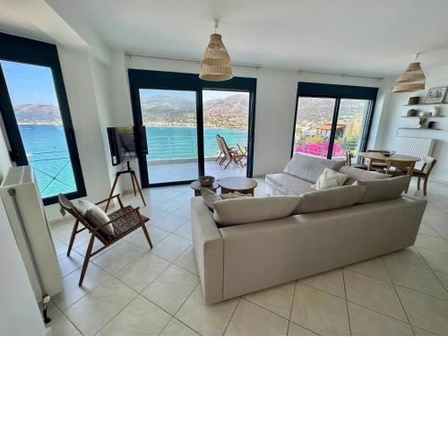 Frosini Sea View Aprt