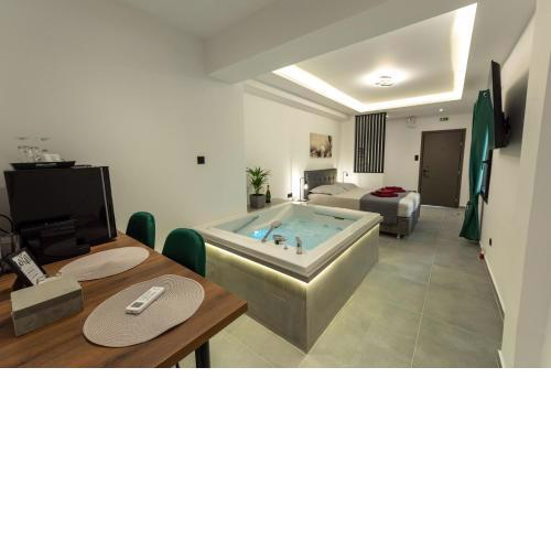 Frourio Lodge Α1