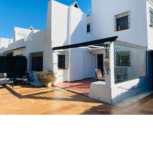 Fuente Nueva Acogedora casa con terraza y chimenea