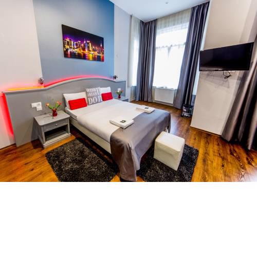 Full Moon Design Hostel Budapest