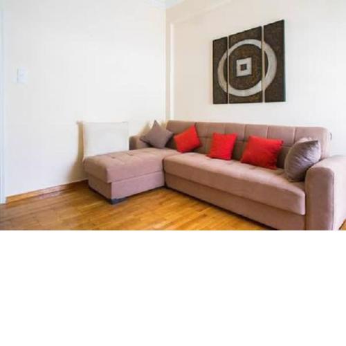 Fully equipped 2 bedroom apt in Athens