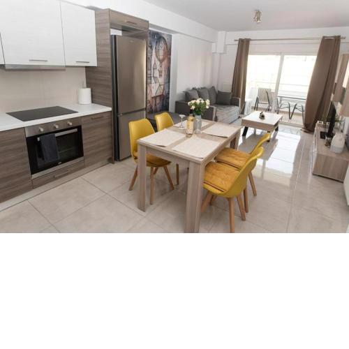 Fully equipped flat in Piraeus (Erm_C7)