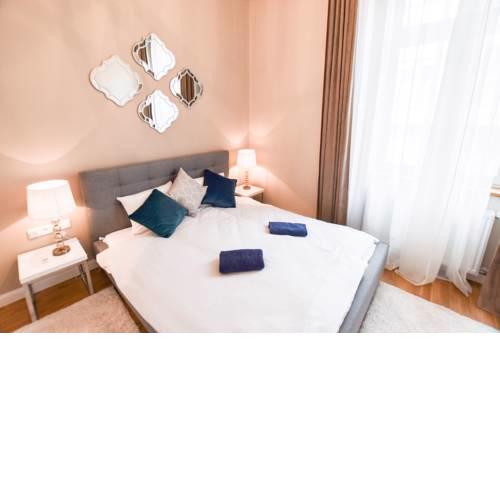 Galaxy Deluxe Apartment