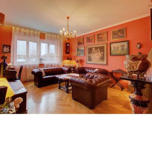 Gallery Apartment