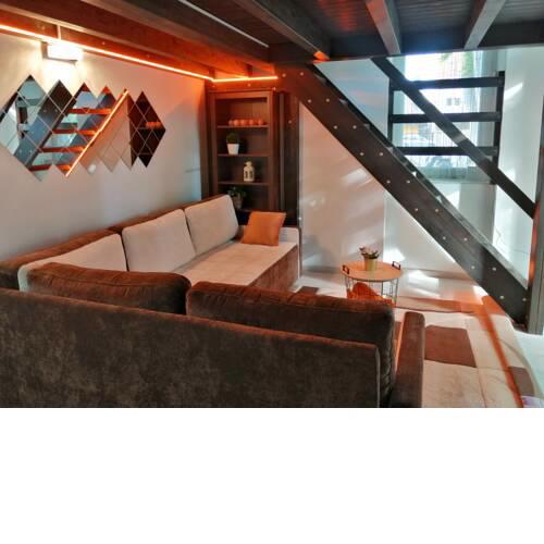 Gallery Studio Apartment with Garden
