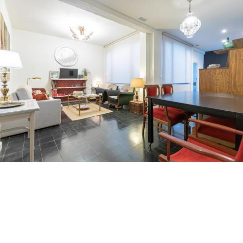 Garci Deluxe Suite by Valcambre