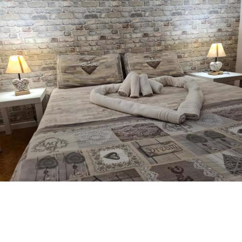Garda City Home Family Apartments