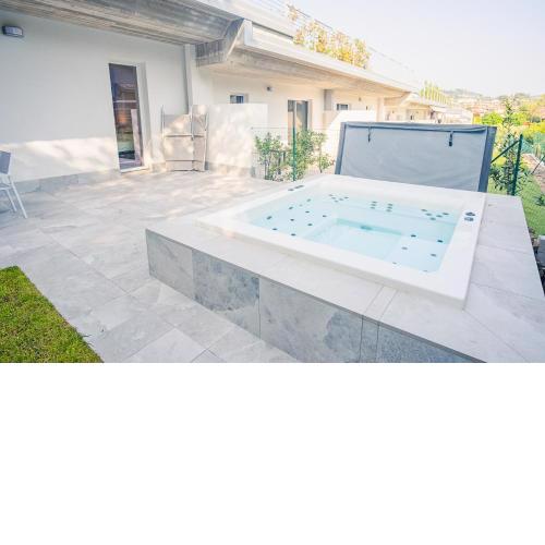 Garda Luxury Suite - Italian Homing
