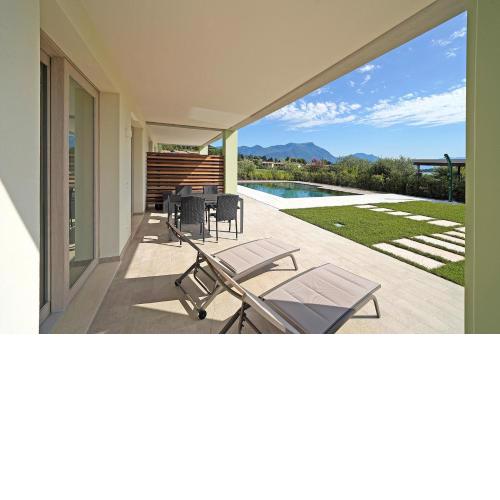 Gardaliva Blue Studio 3