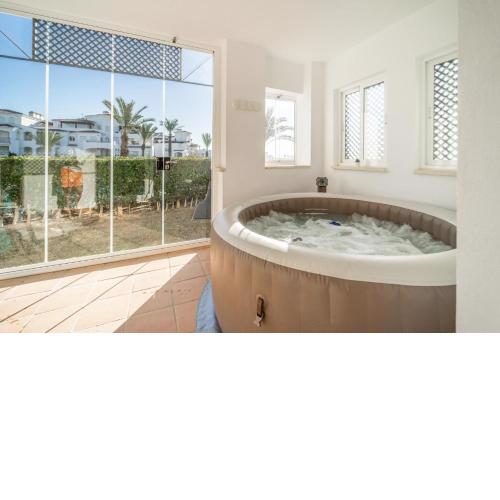 Garden Apartment with Hot Tub - ER2104LT