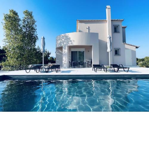 Garden Villa with private pool in Porto Cheli