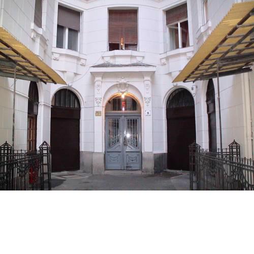 Garibaldi 5 Apartments & Rooms